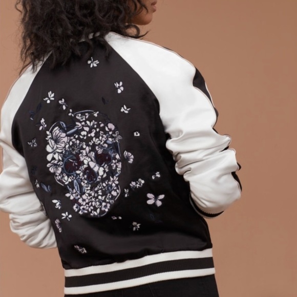 Aritzia Jackets & Blazers - Aritzia Talula Courtney Embroidered Skull Bomber